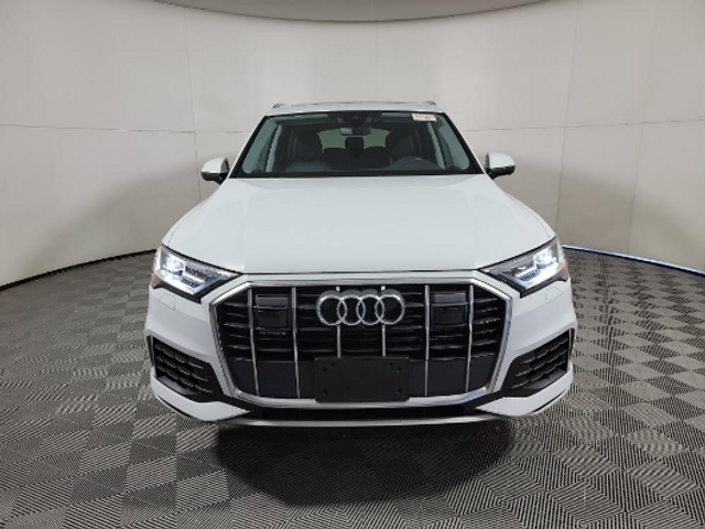 2023 Audi Q7 Premium