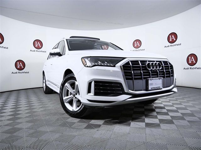 2023 Audi Q7 Premium