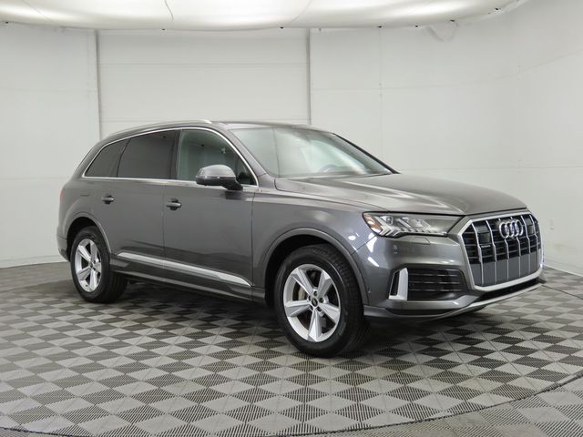 2023 Audi Q7 Premium Plus