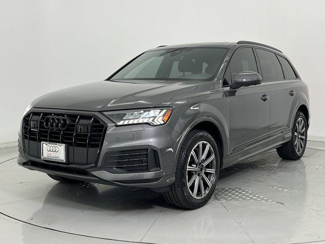 2023 Audi Q7 Premium Plus