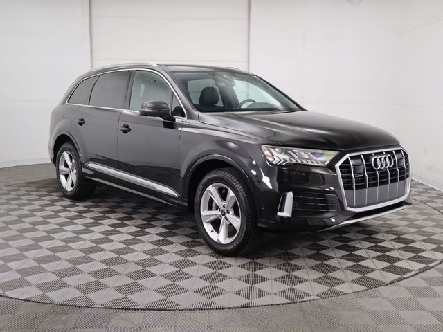 2023 Audi Q7 Premium Plus