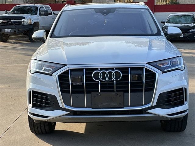 2023 Audi Q7 Premium Plus