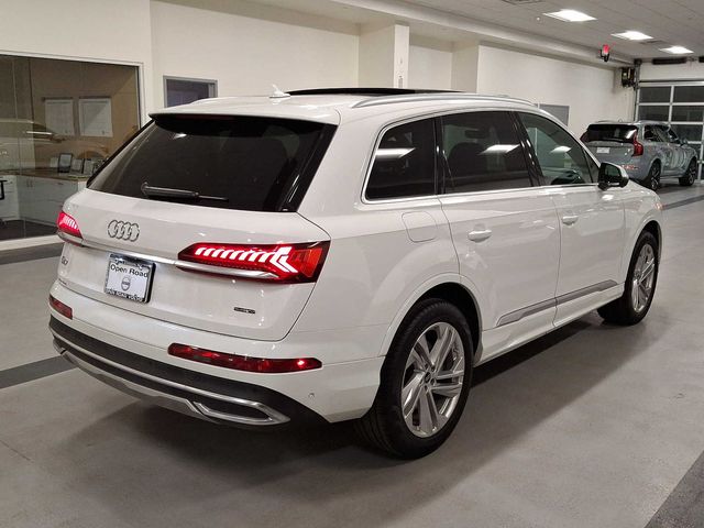 2023 Audi Q7 Premium Plus