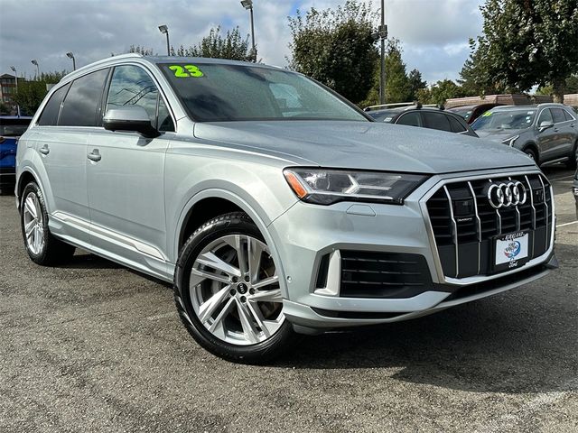 2023 Audi Q7 Premium Plus