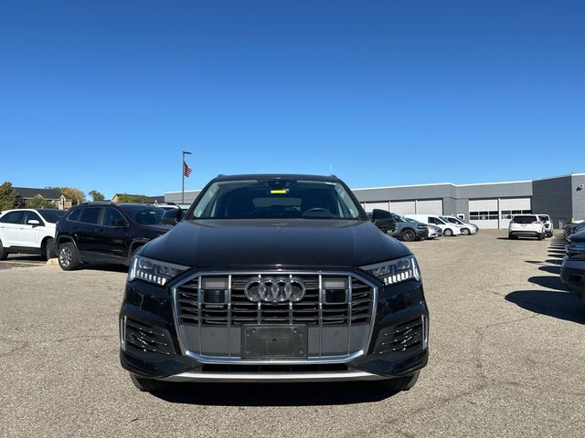 2023 Audi Q7 Premium Plus