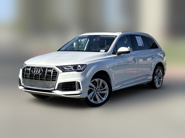 2023 Audi Q7 Premium Plus