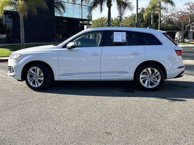 2023 Audi Q7 Premium Plus