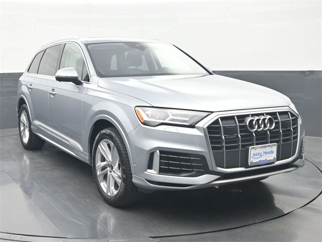 2023 Audi Q7 Premium Plus