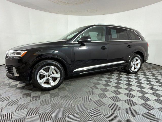 2023 Audi Q7 Premium