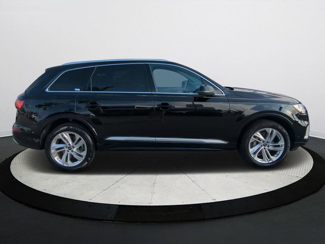 2023 Audi Q7 Premium