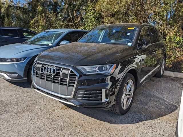 2023 Audi Q7 Premium