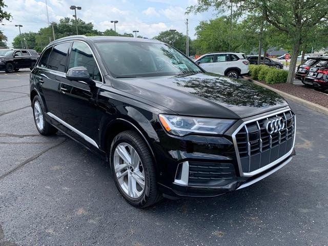 2023 Audi Q7 Premium