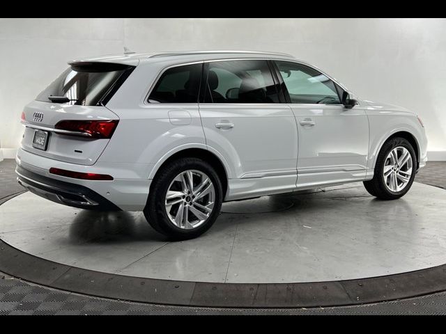 2023 Audi Q7 Premium