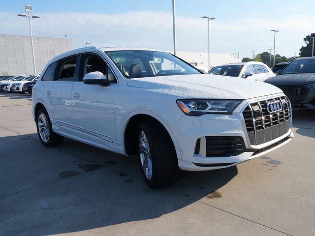 2023 Audi Q7 Premium