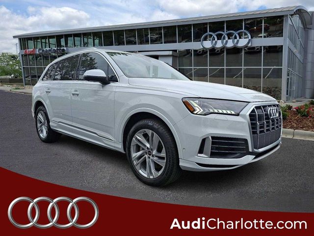 2023 Audi Q7 Premium