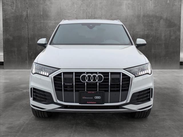 2023 Audi Q7 Premium Plus