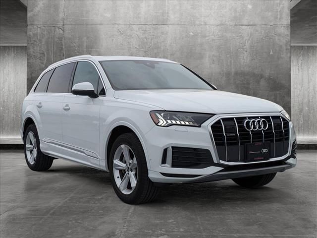 2023 Audi Q7 Premium Plus