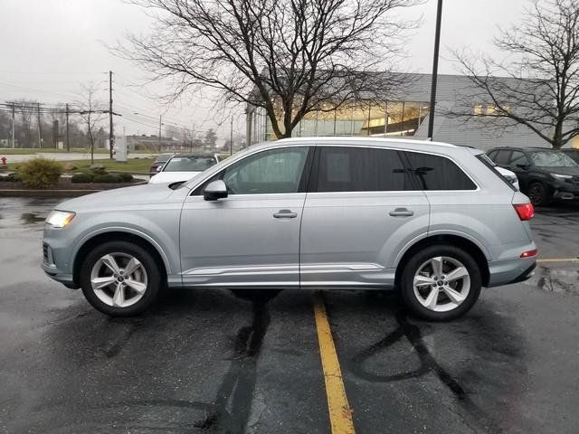 2023 Audi Q7 Premium Plus