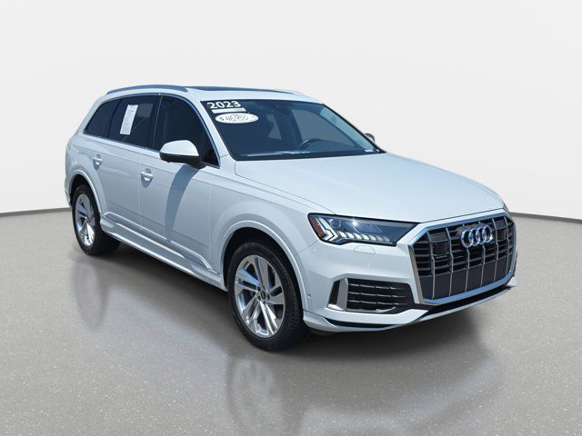 2023 Audi Q7 Premium Plus