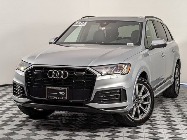 2023 Audi Q7 Premium Plus