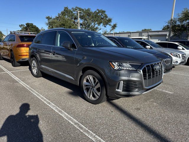 2023 Audi Q7 Premium Plus