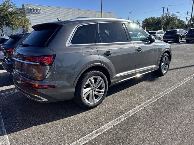 2023 Audi Q7 Premium Plus