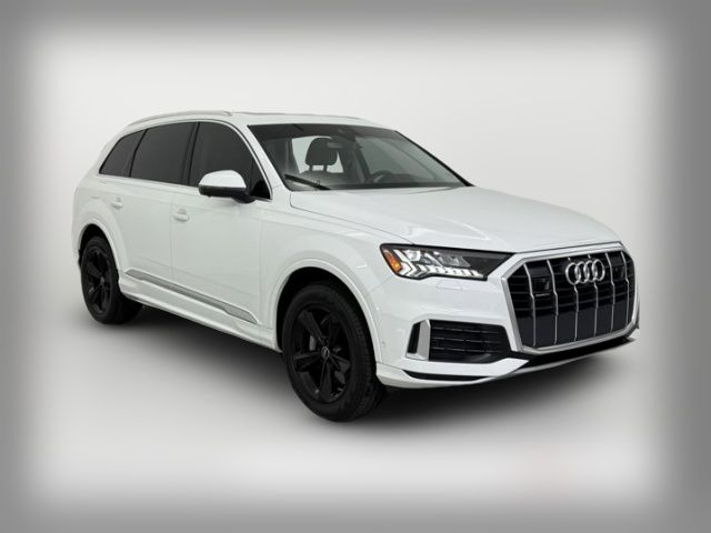 2023 Audi Q7 Premium Plus