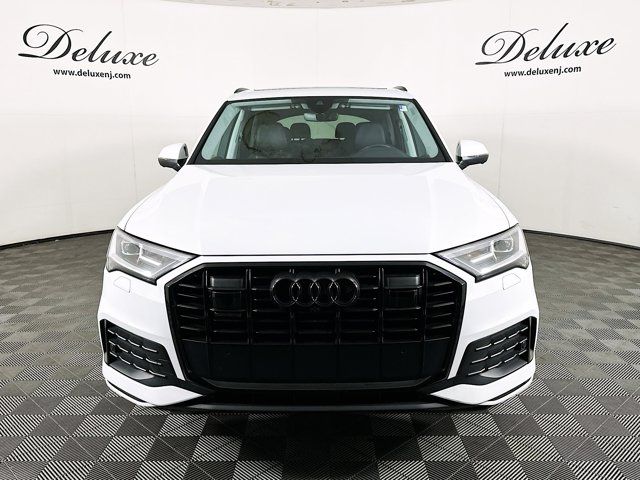 2023 Audi Q7 Premium Plus