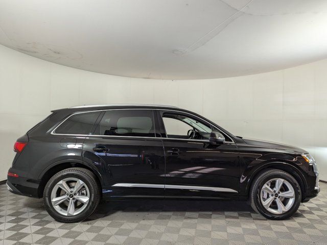 2023 Audi Q7 Premium Plus