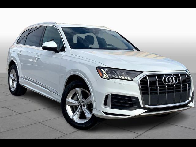 2023 Audi Q7 Premium Plus