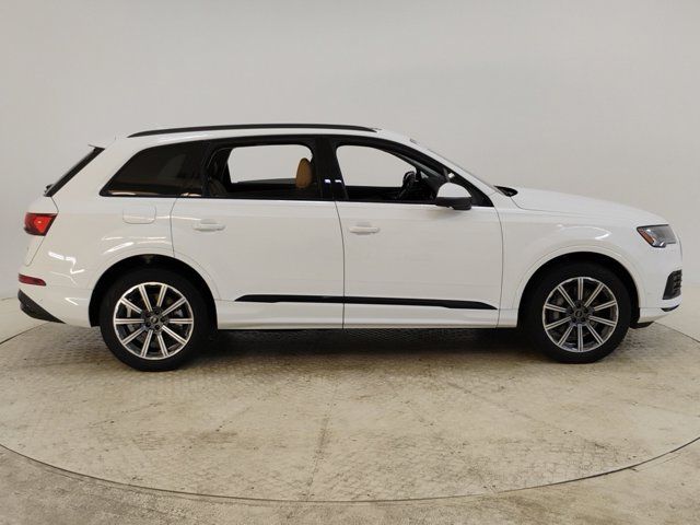 2023 Audi Q7 Premium Plus