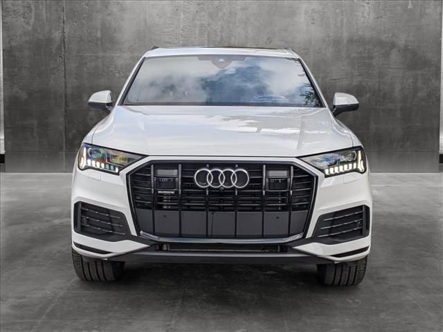 2023 Audi Q7 Premium Plus