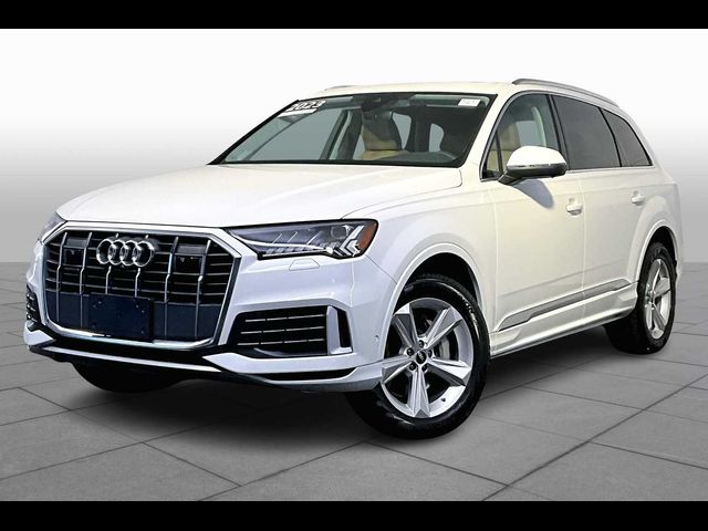 2023 Audi Q7 Premium Plus