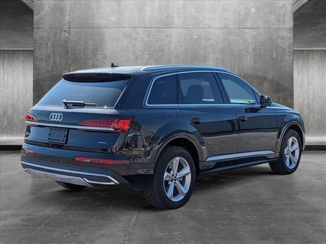 2023 Audi Q7 Premium Plus