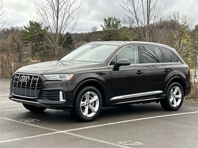 2023 Audi Q7 Premium Plus