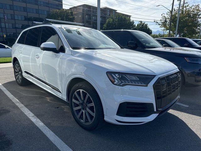 2023 Audi Q7 Premium Plus