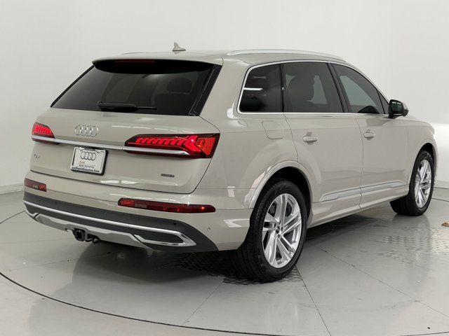 2023 Audi Q7 Premium Plus