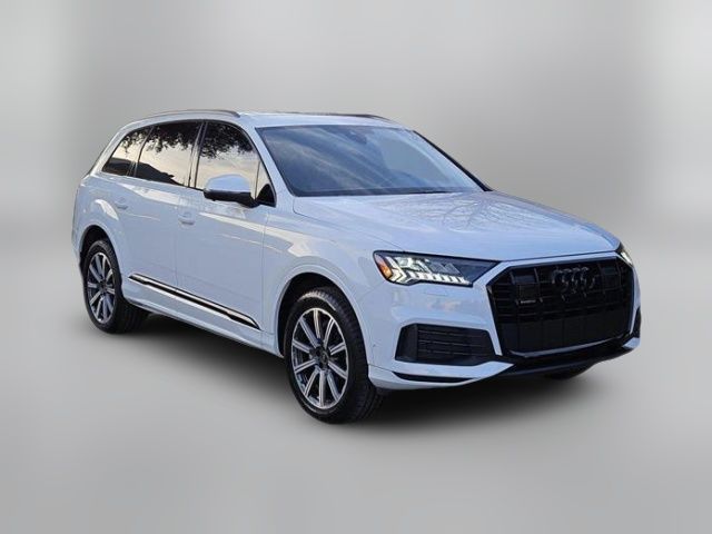 2023 Audi Q7 Premium Plus