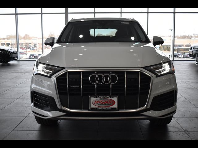 2023 Audi Q7 Premium Plus