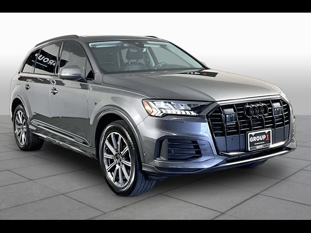 2023 Audi Q7 Premium Plus