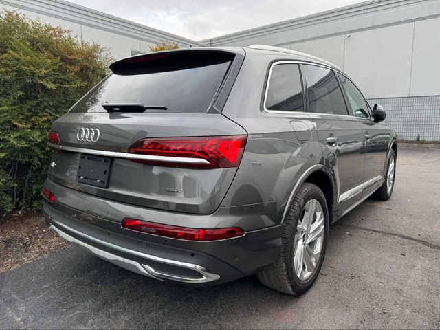 2023 Audi Q7 Premium Plus