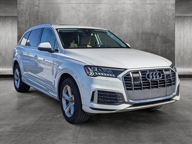 2023 Audi Q7 Premium Plus