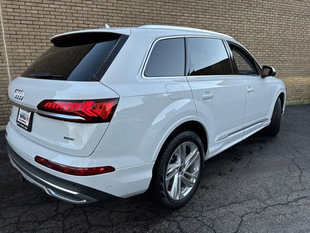 2023 Audi Q7 Premium Plus