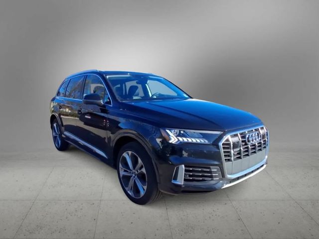 2023 Audi Q7 Premium Plus