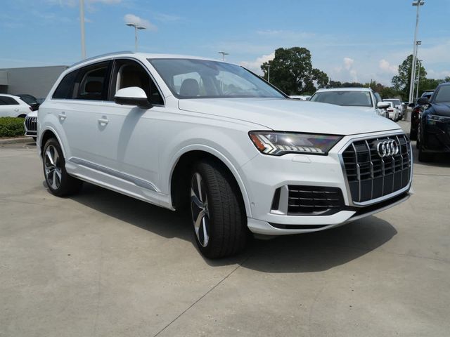 2023 Audi Q7 Premium Plus