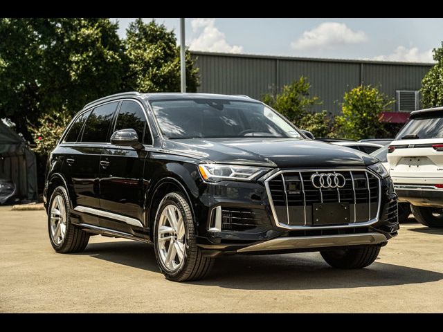 2023 Audi Q7 Premium Plus