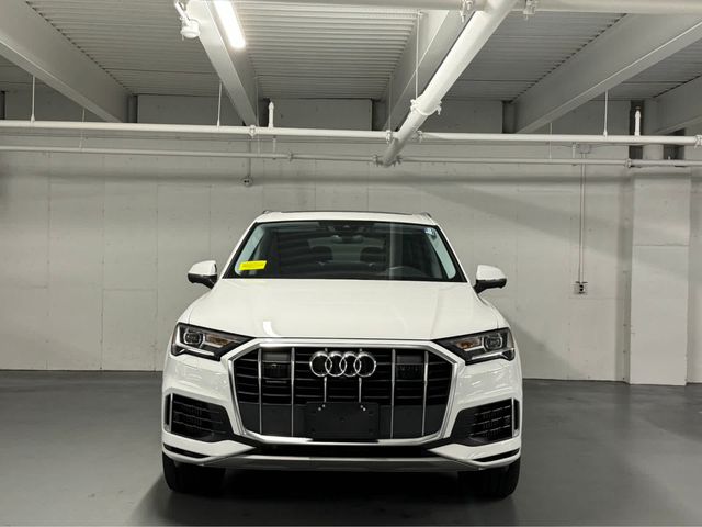 2023 Audi Q7 Premium Plus