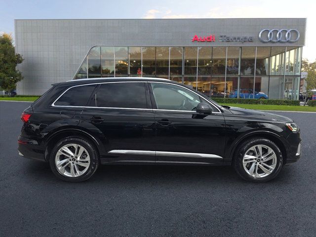 2023 Audi Q7 Premium Plus