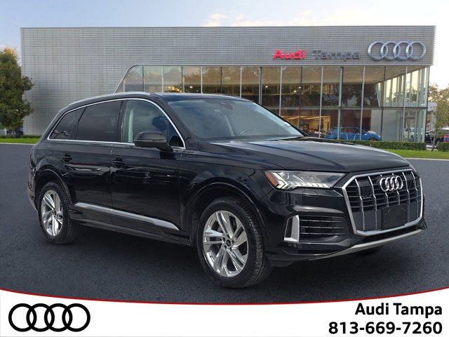 2023 Audi Q7 Premium Plus