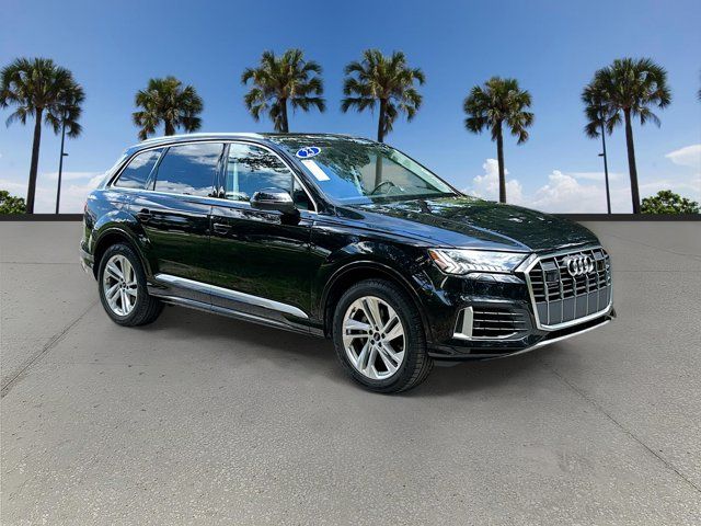 2023 Audi Q7 Premium Plus